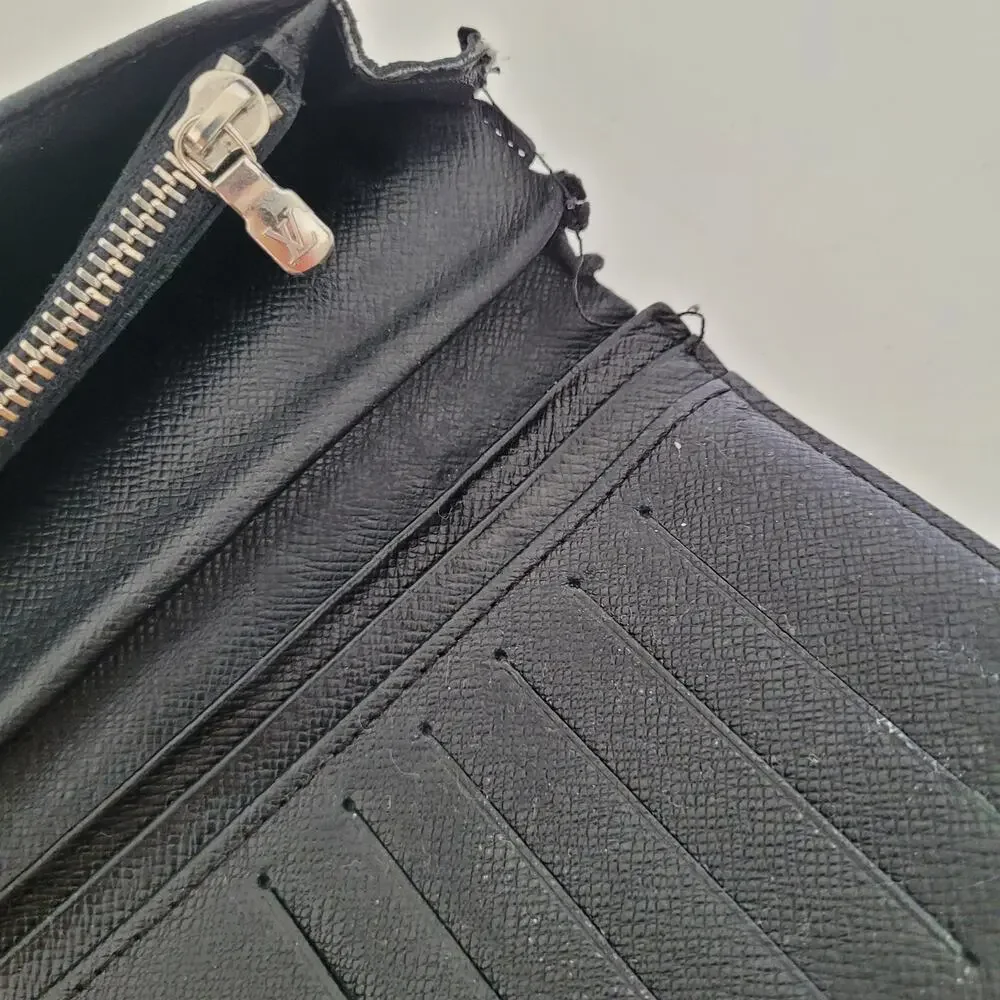 Vintage Louis Vuitton Damier Graph Wallet Black Bi-Fold Large Authentic Check